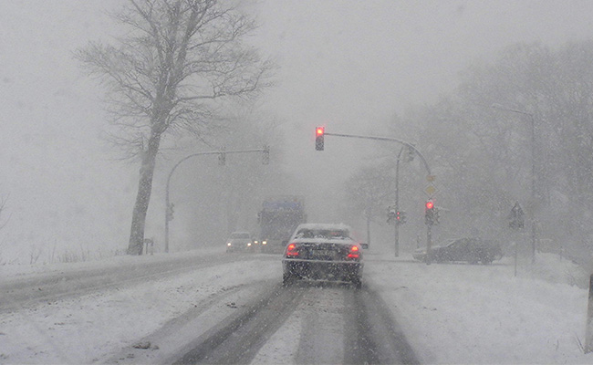 Winter Holiday Driving Safety Tips